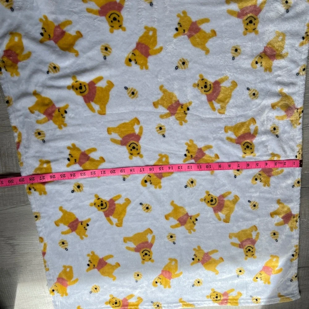 Vintage Winnie the Pooh Baby Bundle Sleeper Bodysuits Blanket Set White Yellow